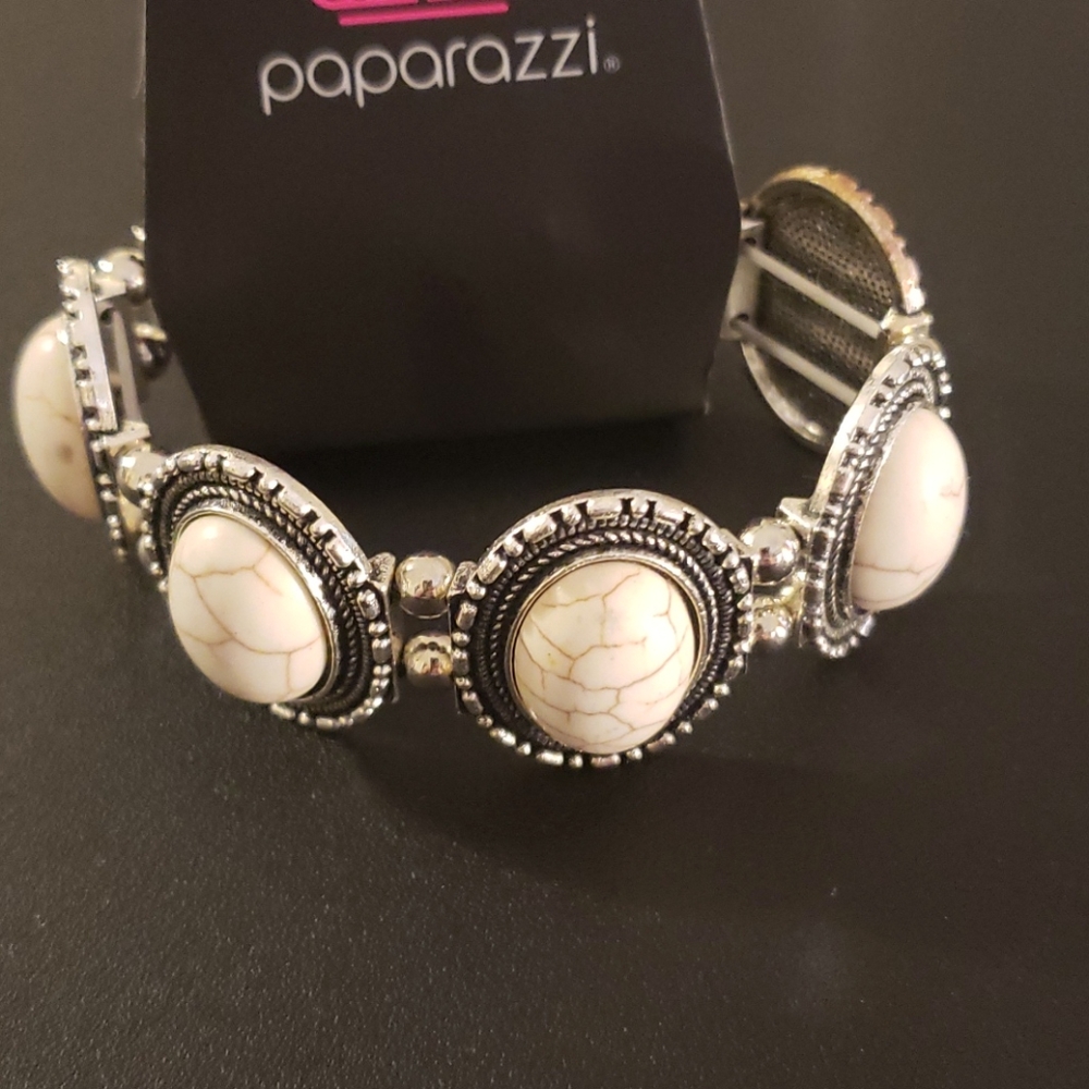 Paparazzi bracelet